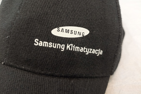 Nadruk na czapce SAMSUNG