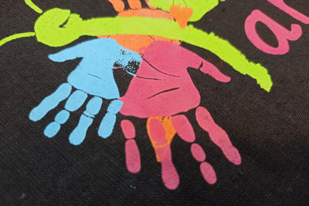 Nadruk ręce kolorowe